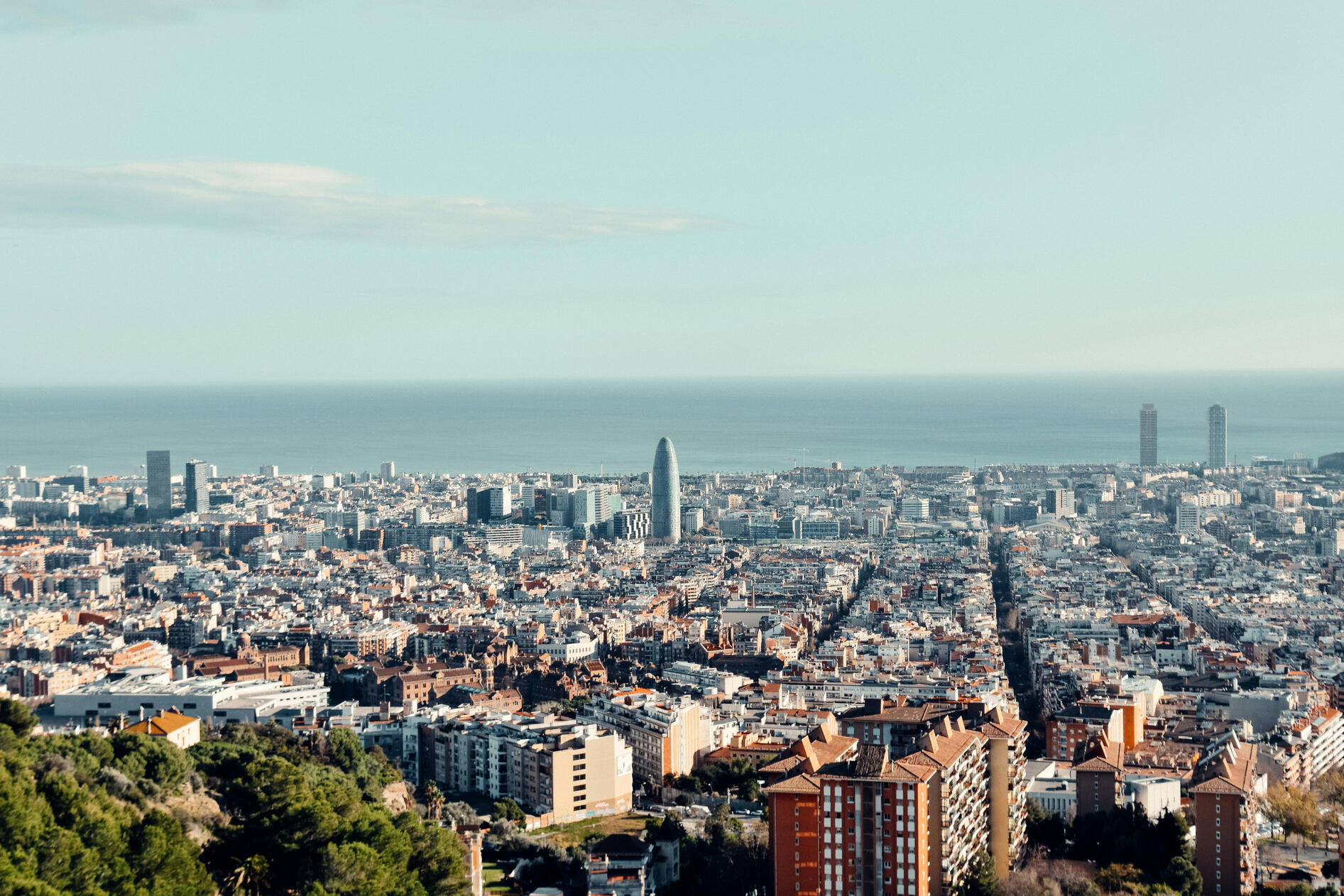 Imagen de las oficinas de OPTIMIZA Imagen de la ciudad de Barcelona, lugar donde se encuentran las oficinas centrales de OPTIMIZA.